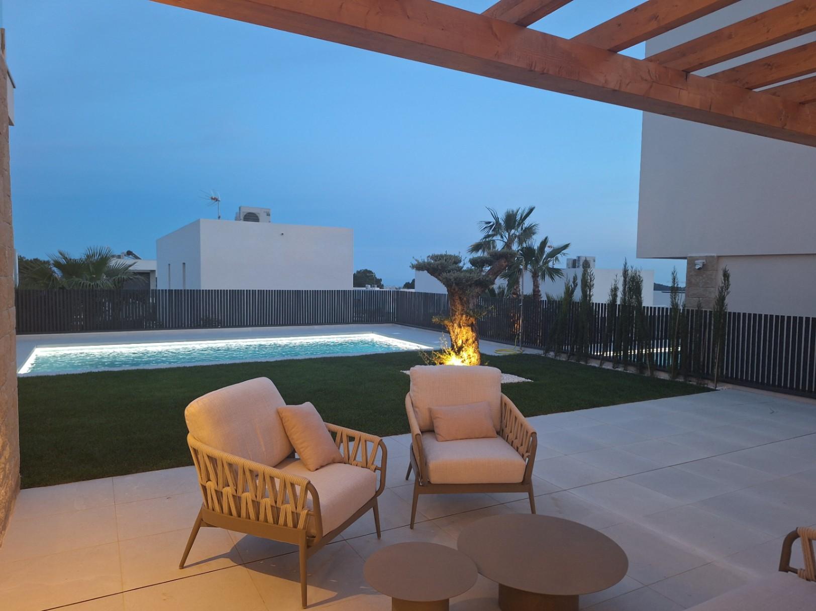 1047DA - Villas modernas de nueva construcción en Finestrat