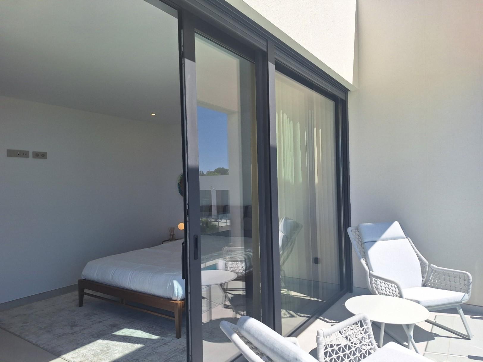 1047DA - Villas modernas de nueva construcción en Finestrat