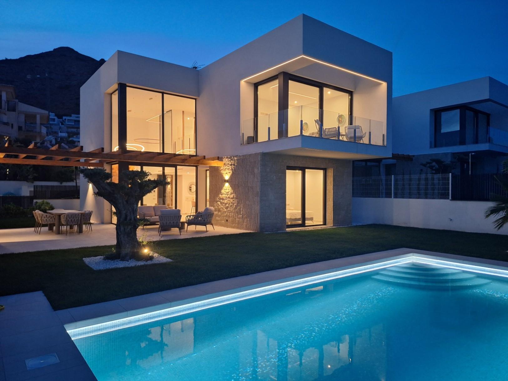1047DA - Villas modernas de nueva construcción en Finestrat