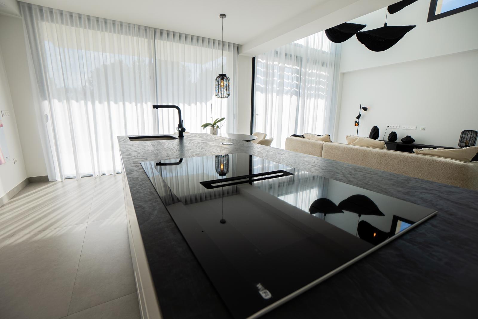 1160DA - Estupenda villa de obra nueva, situadas en una zona privilegiada de Finestrat.