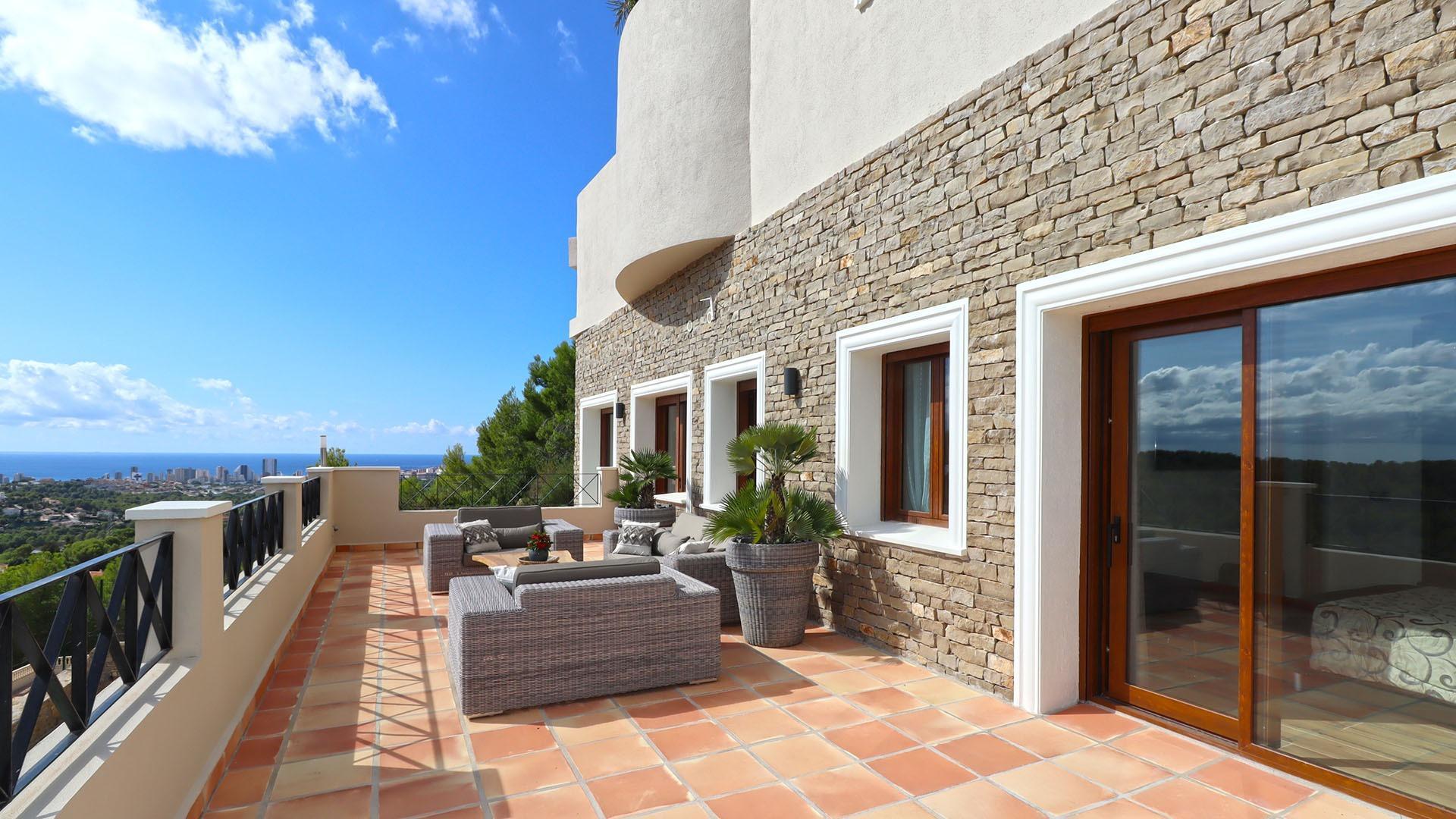 1212NS - Villa mit Panoramablick in einer Wohngegend von Calpe