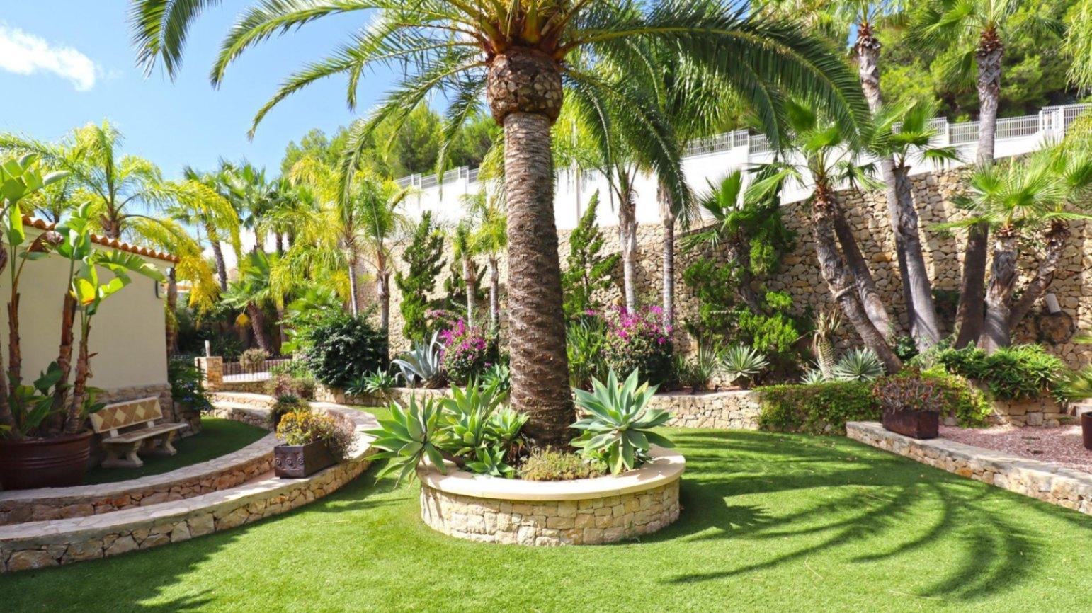1212NS - Villa mit Panoramablick in einer Wohngegend von Calpe