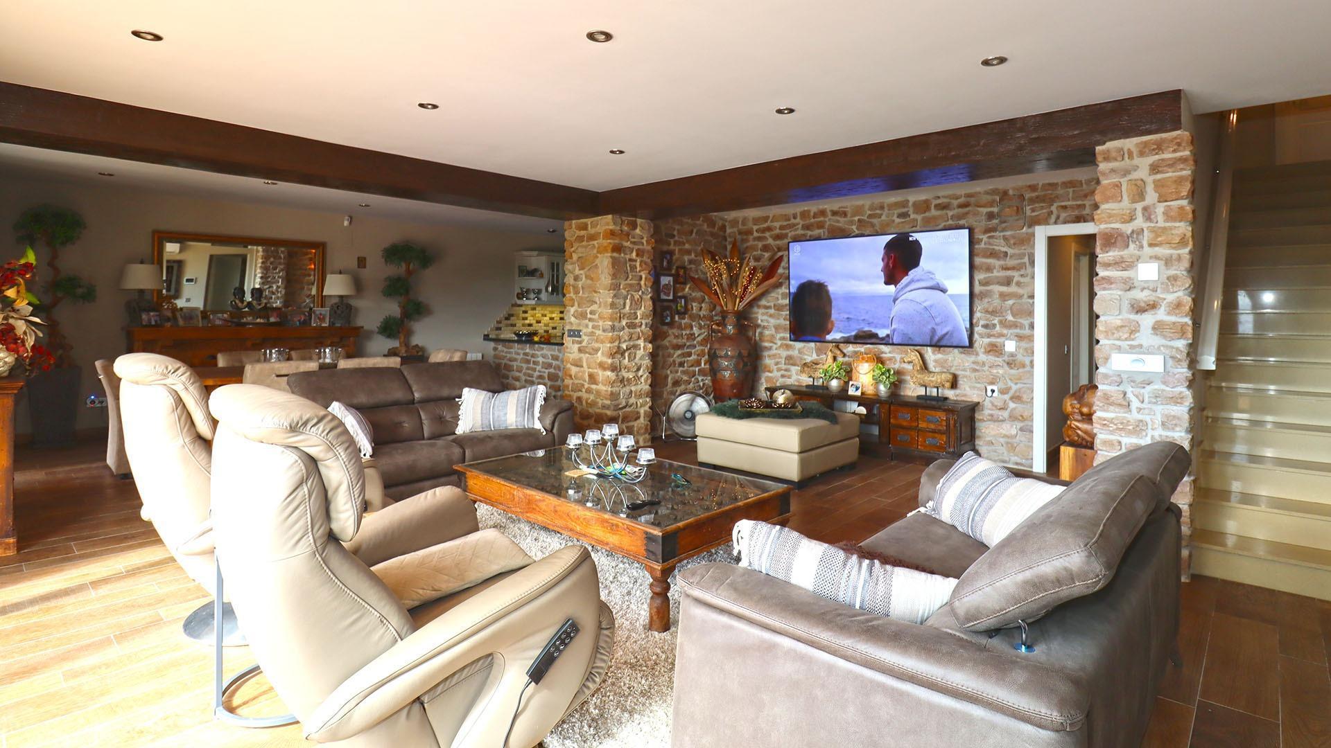 1212NS - Villa mit Panoramablick in einer Wohngegend von Calpe