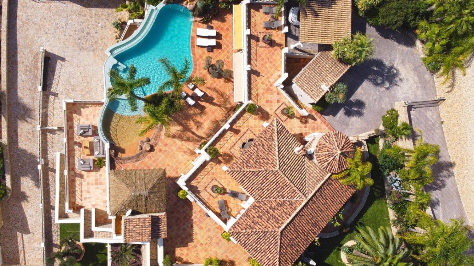 1212NS - Villa mit Panoramablick in einer Wohngegend von Calpe