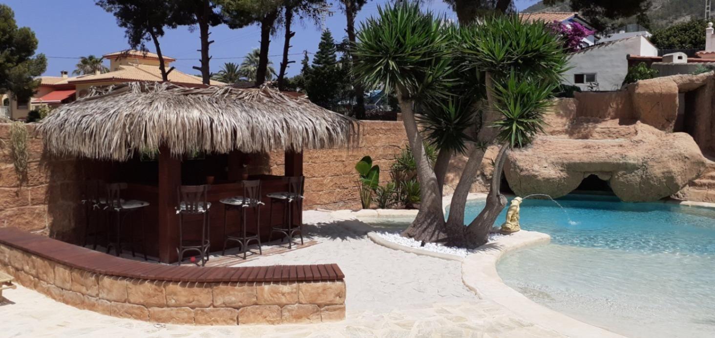 1215NS - Mediterranean Villa in Albir