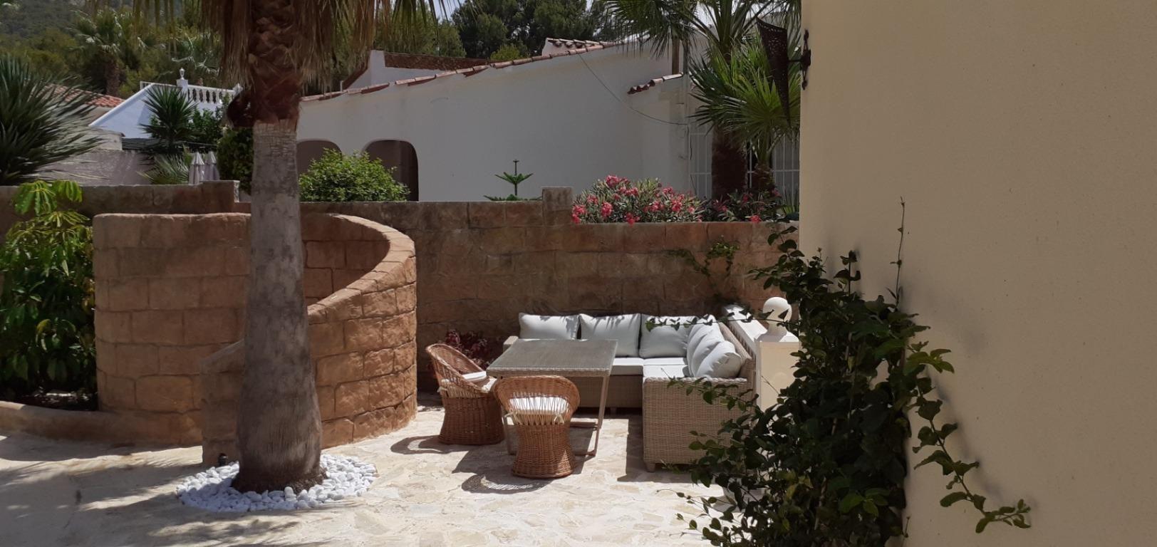 1215NS - Mediterranean Villa in Albir
