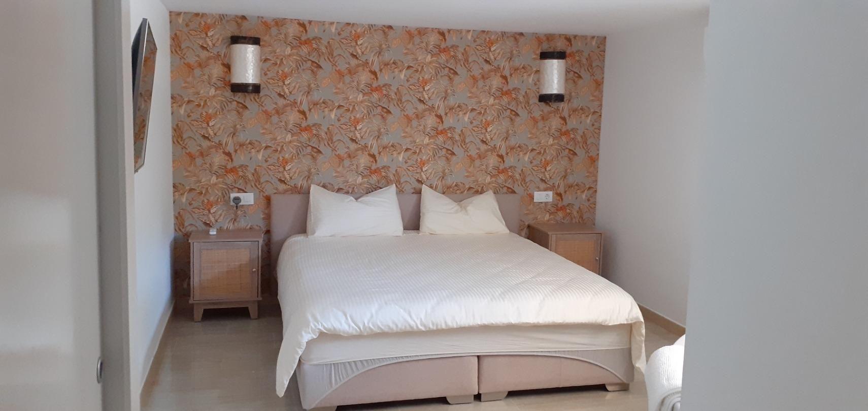 1215NS - Mediterranean Villa in Albir