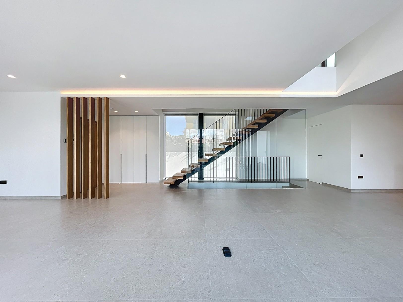 1218DR - Beautiful modern contemporary villa situated on a short distance to the coast and centre of Albir