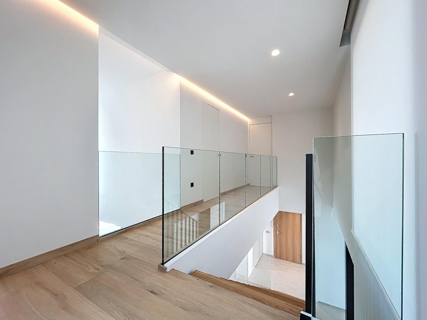 1218DR - Beautiful modern contemporary villa situated on a short distance to the coast and centre of Albir