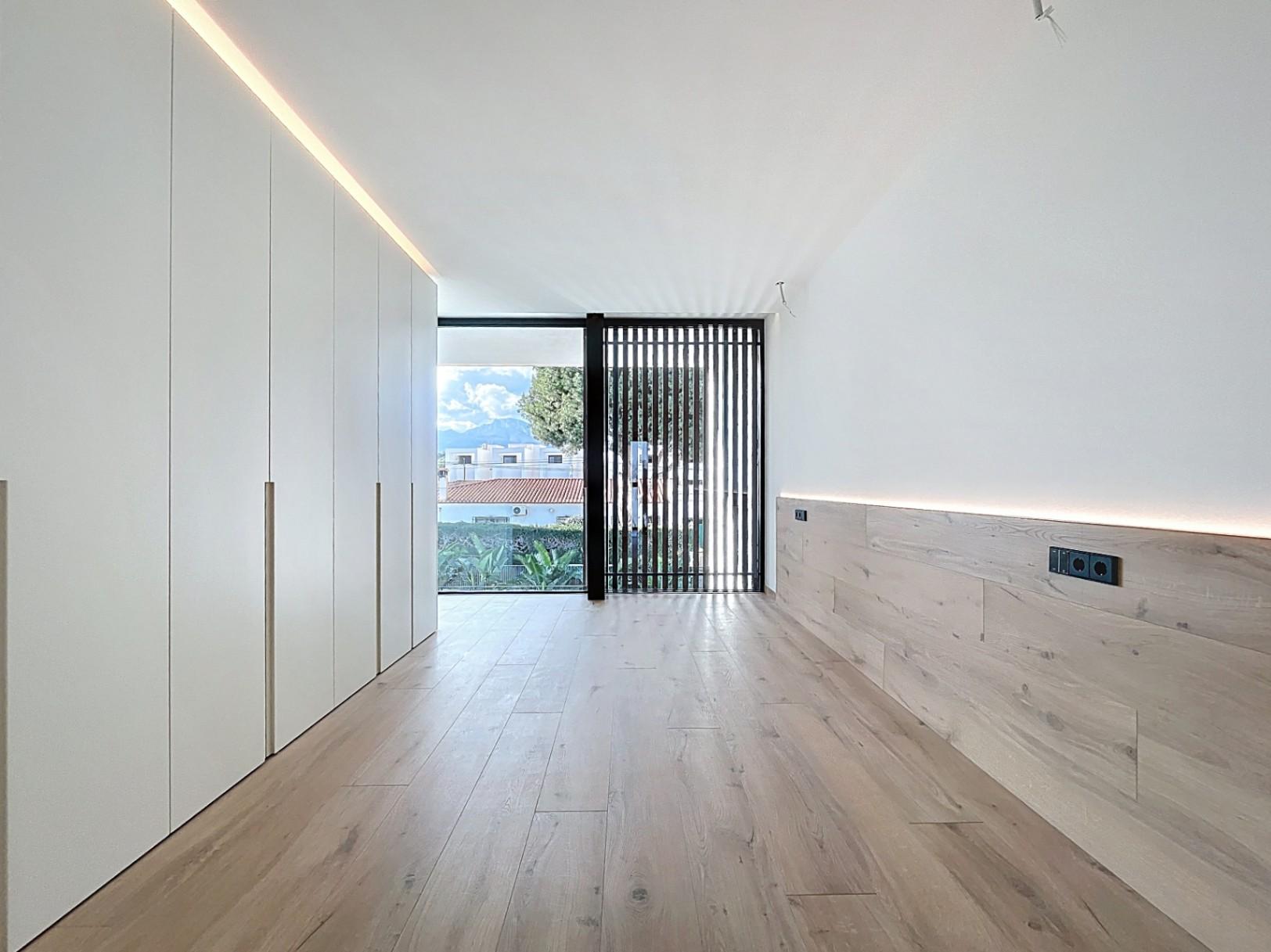 1218DR - Beautiful modern contemporary villa situated on a short distance to the coast and centre of Albir