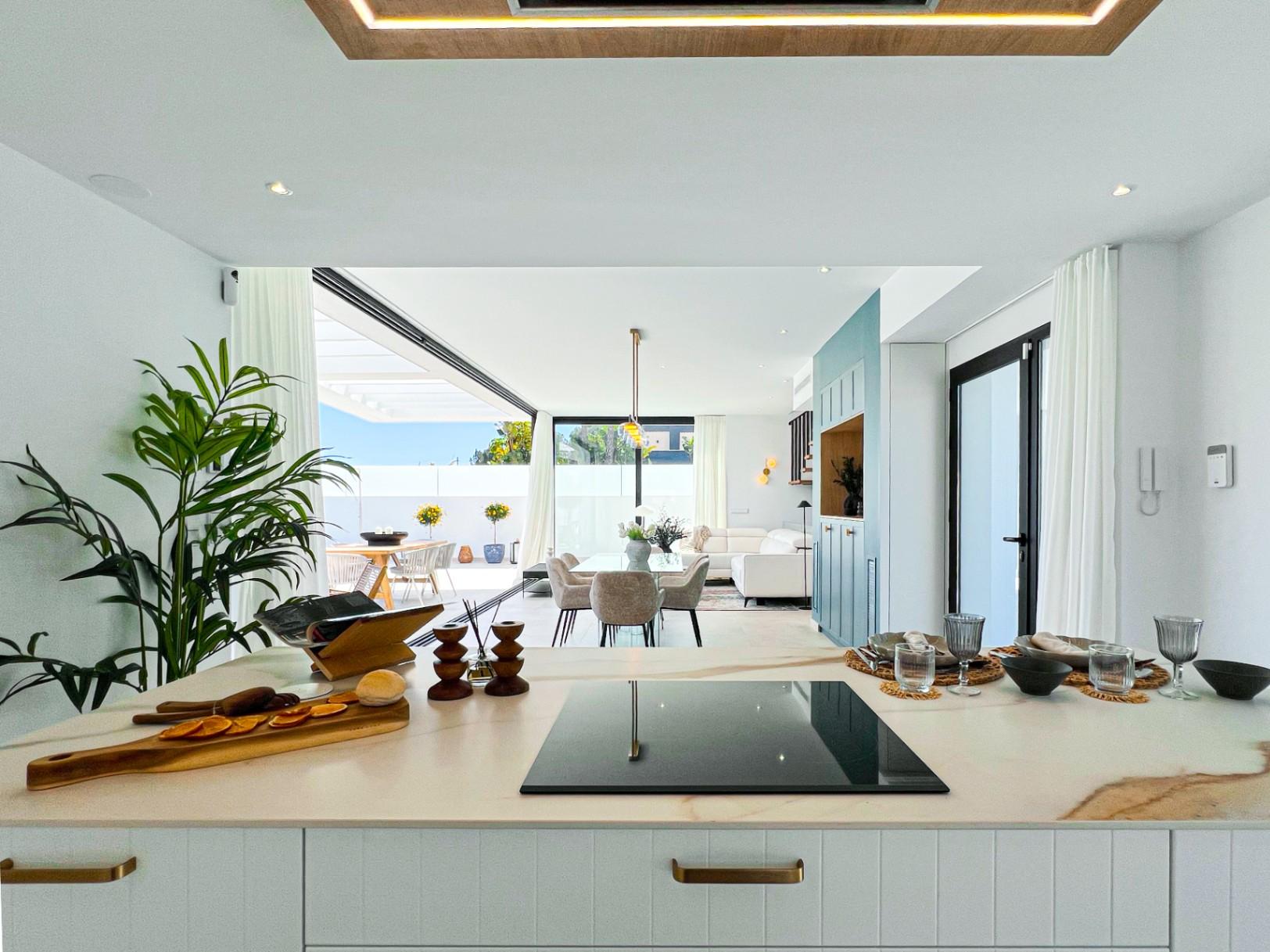 1233DA - Nouvelle villa contemporaine avec piscine à débordement à Polop – première de 46 achevées
