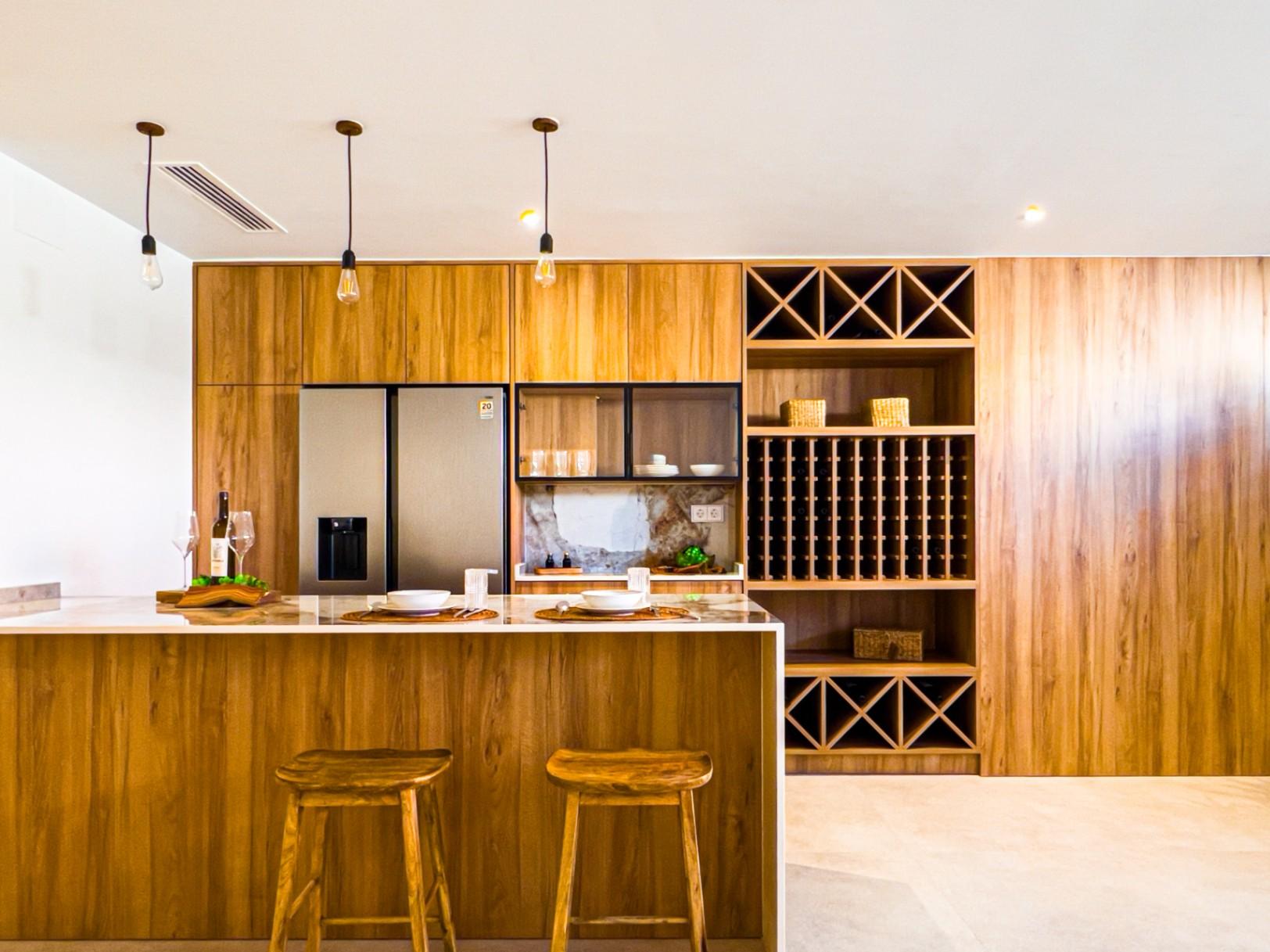 1233DA - Nouvelle villa contemporaine avec piscine à débordement à Polop – première de 46 achevées