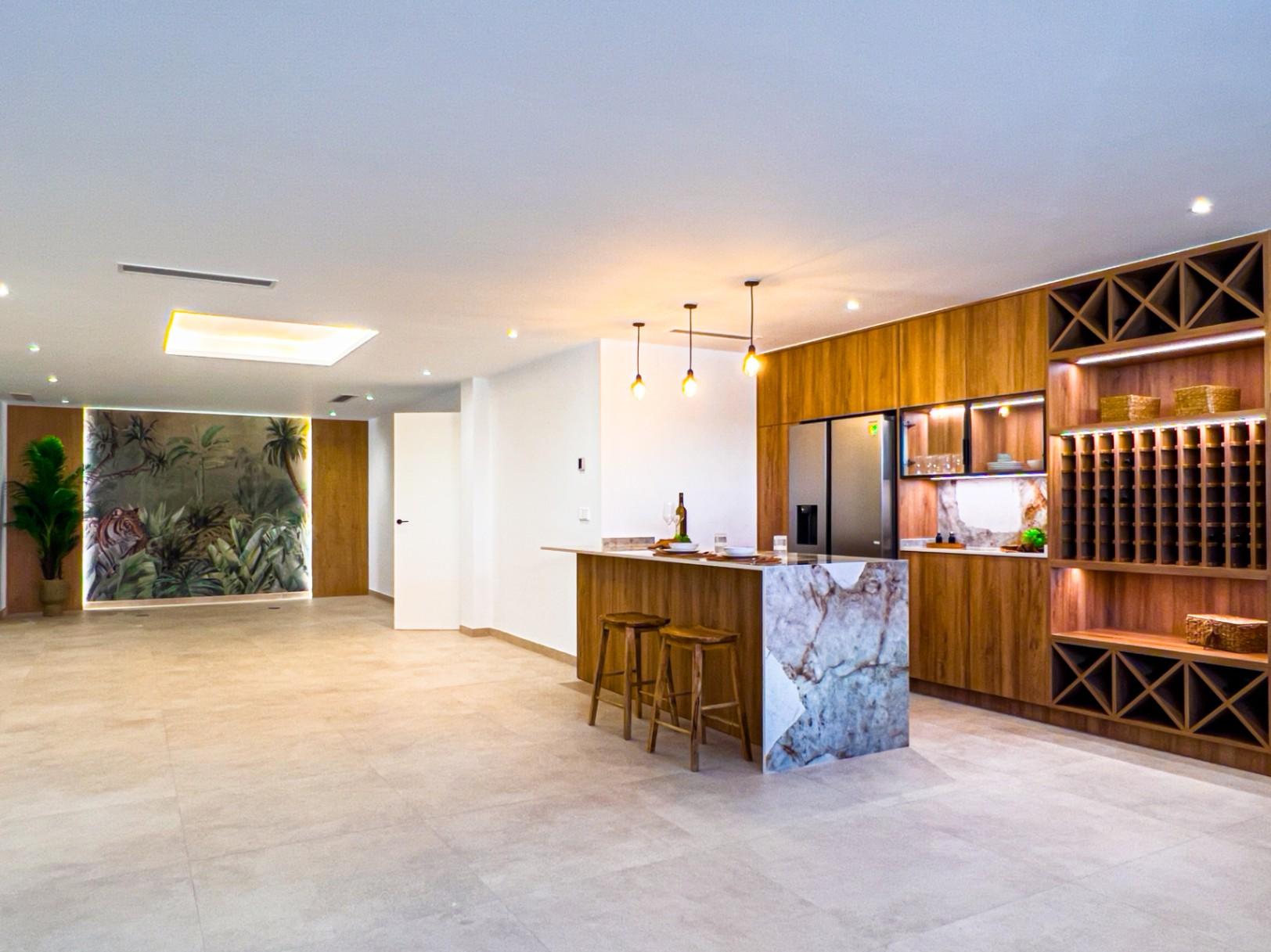 1233DA - Nouvelle villa contemporaine avec piscine à débordement à Polop – première de 46 achevées