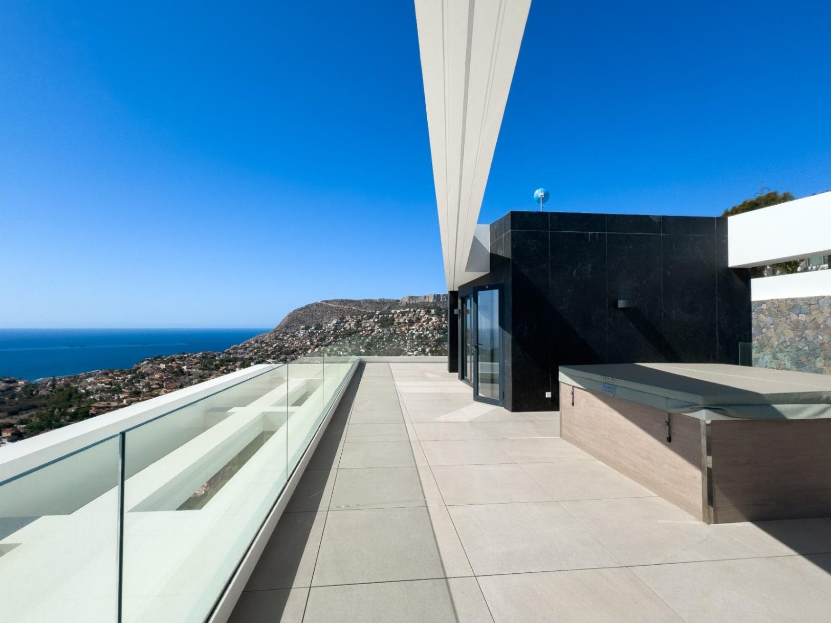 1250DA - Geräumige Luxusvilla mit Blick auf die Küste von Calpe.