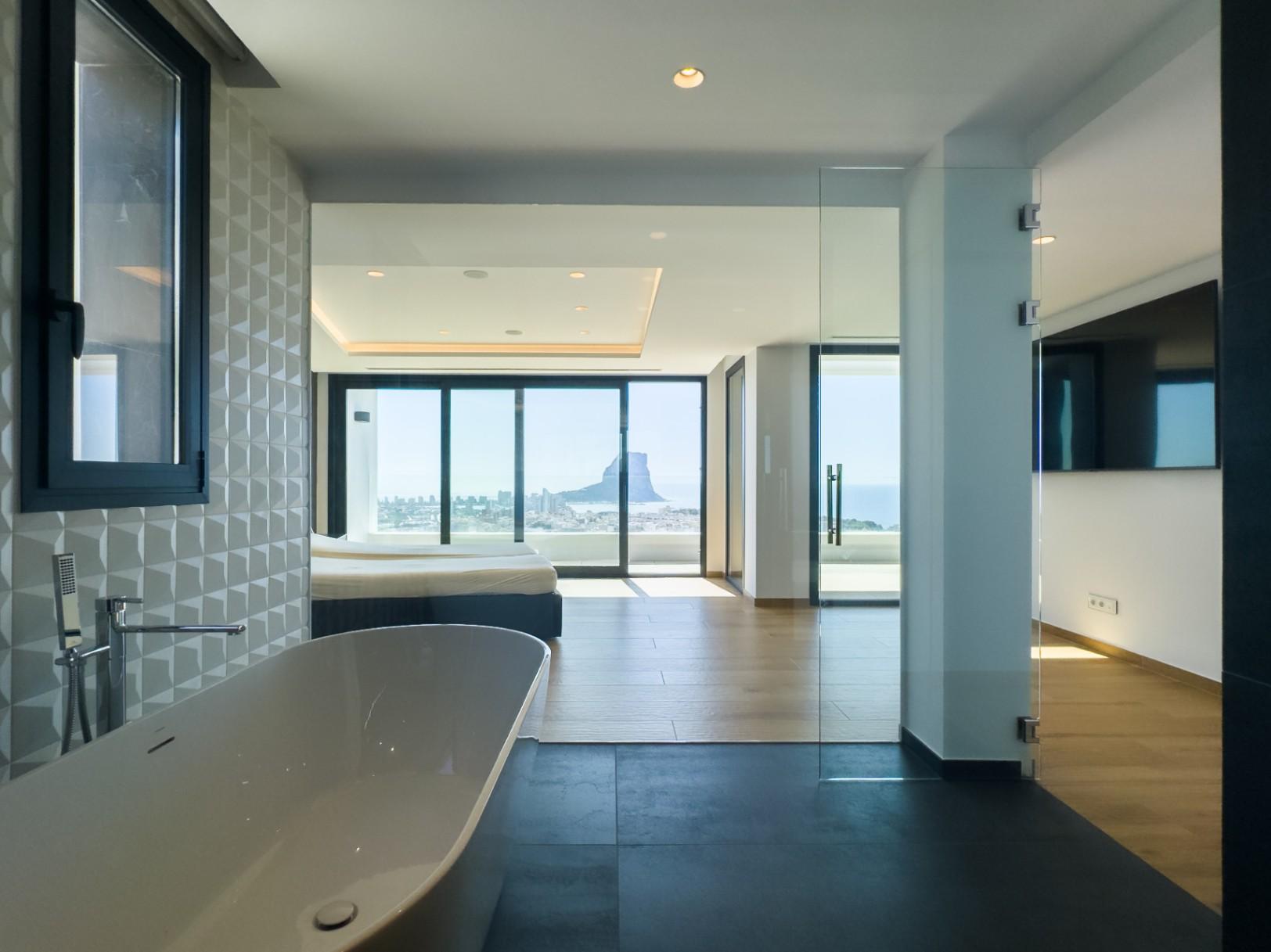 1250DA - Geräumige Luxusvilla mit Blick auf die Küste von Calpe.