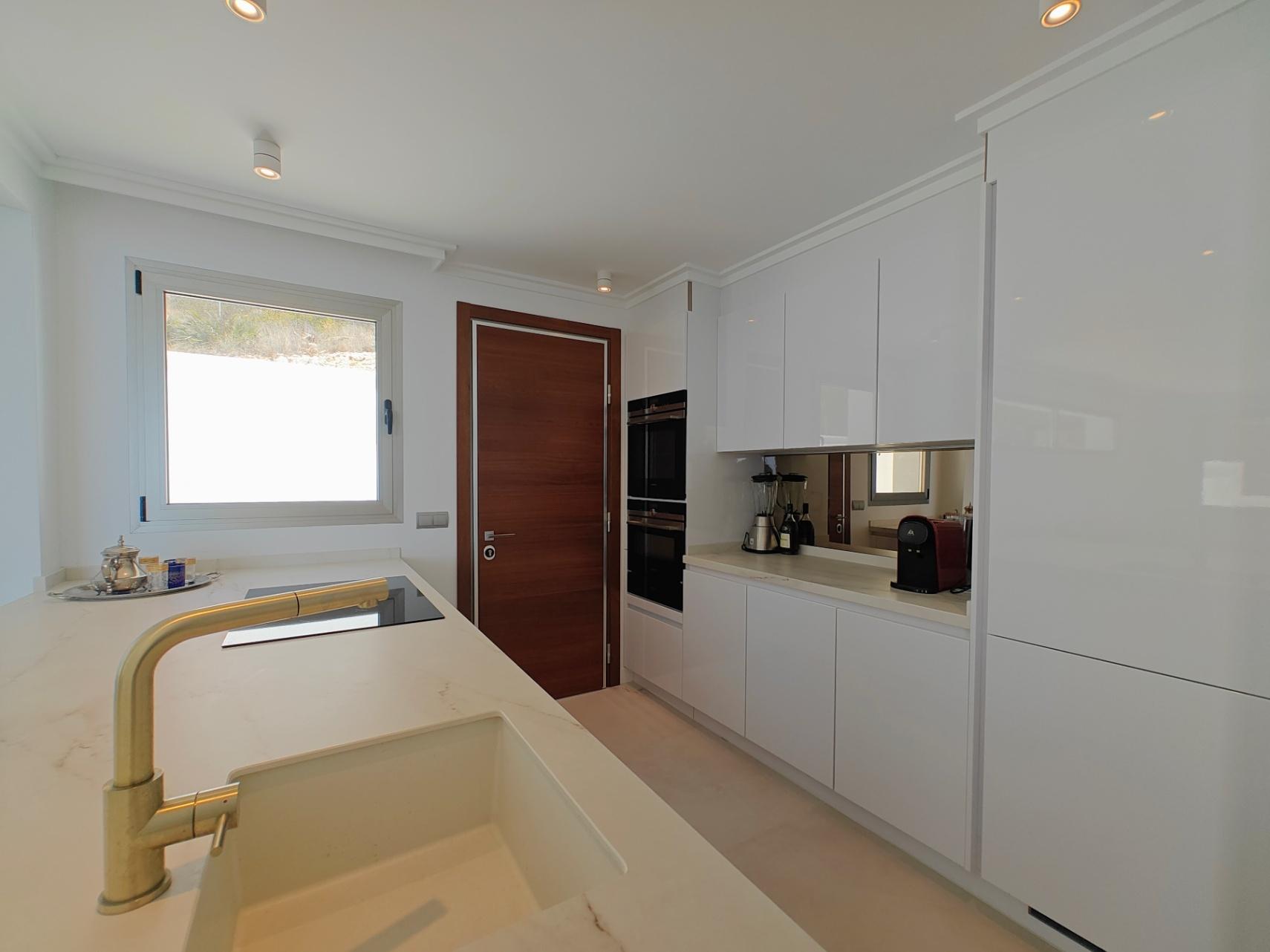 1268NS - Villa moderne avec vue imprenable sur la mer dans la Sierra de Altea