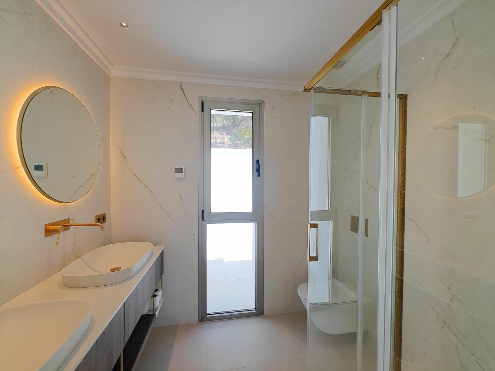 1268NS - Villa moderne avec vue imprenable sur la mer dans la Sierra de Altea