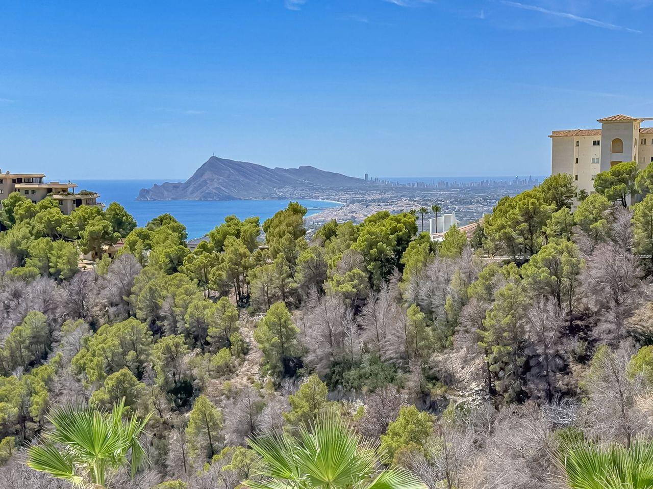1298DA - Villa de luxe avec vue sur mer, architecture élégante et design moderne, située dans les collines d'Altea.