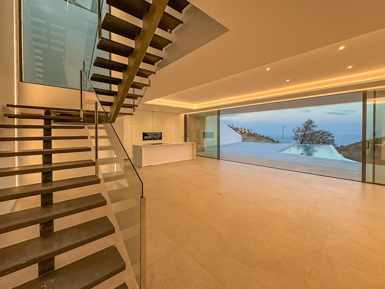 1298DA - Villa de luxe avec vue sur mer, architecture élégante et design moderne, située dans les collines d'Altea.