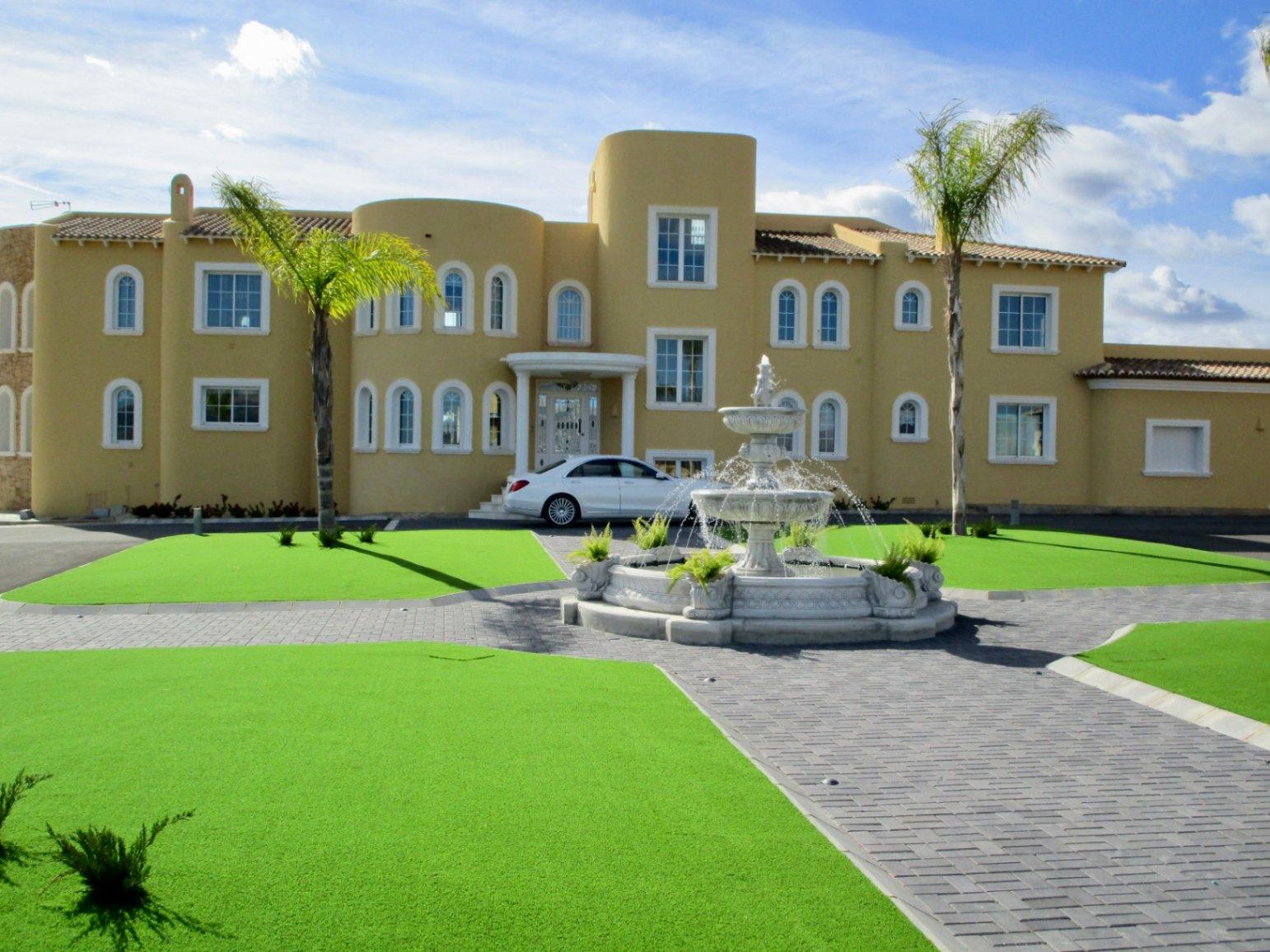1330NS - Villa de lujo con vistas panorámicas al mar y a la montaña en venta en La Nucía.