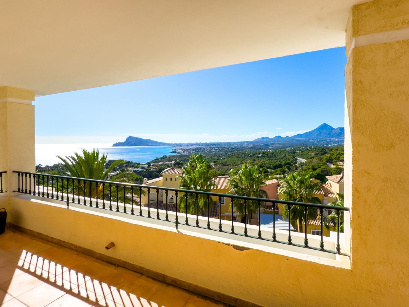1344DR - Wohnung mit großer Terrasse und Meerblick in Altea Hills