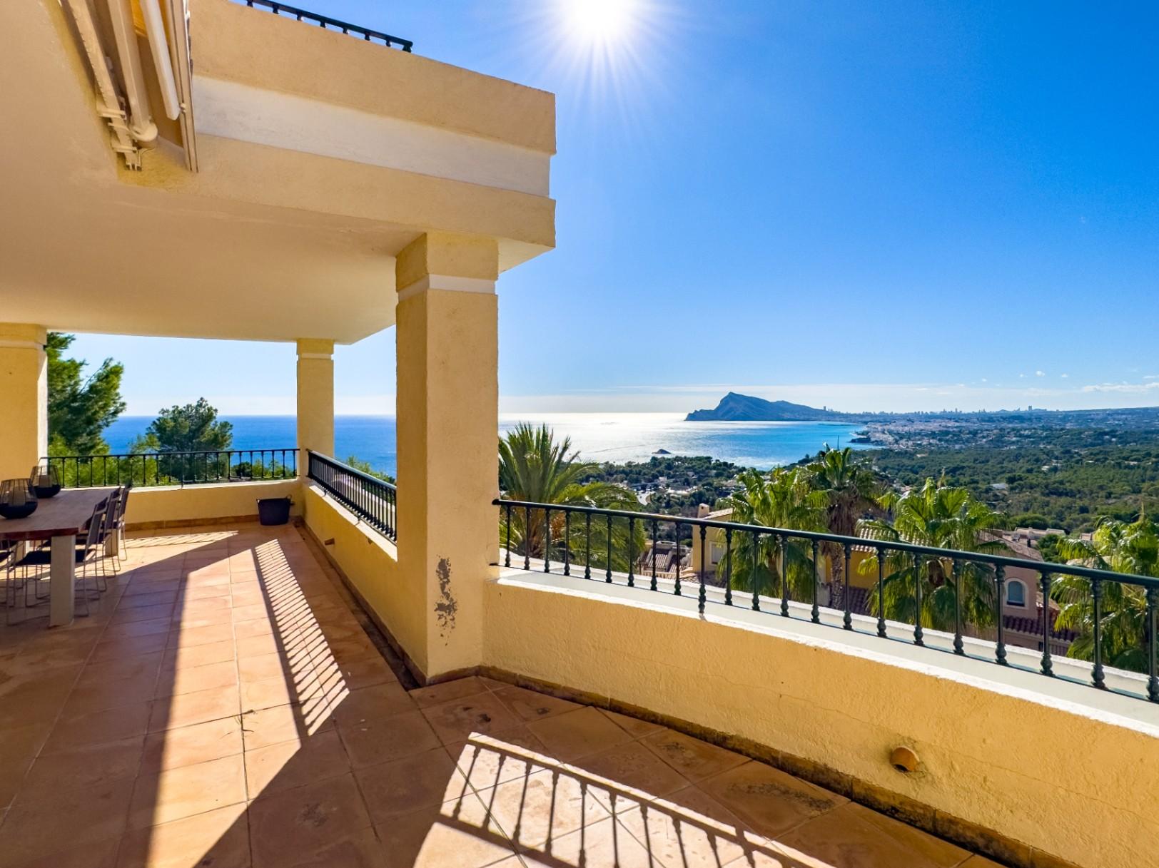 1344DR - Wohnung mit großer Terrasse und Meerblick in Altea Hills