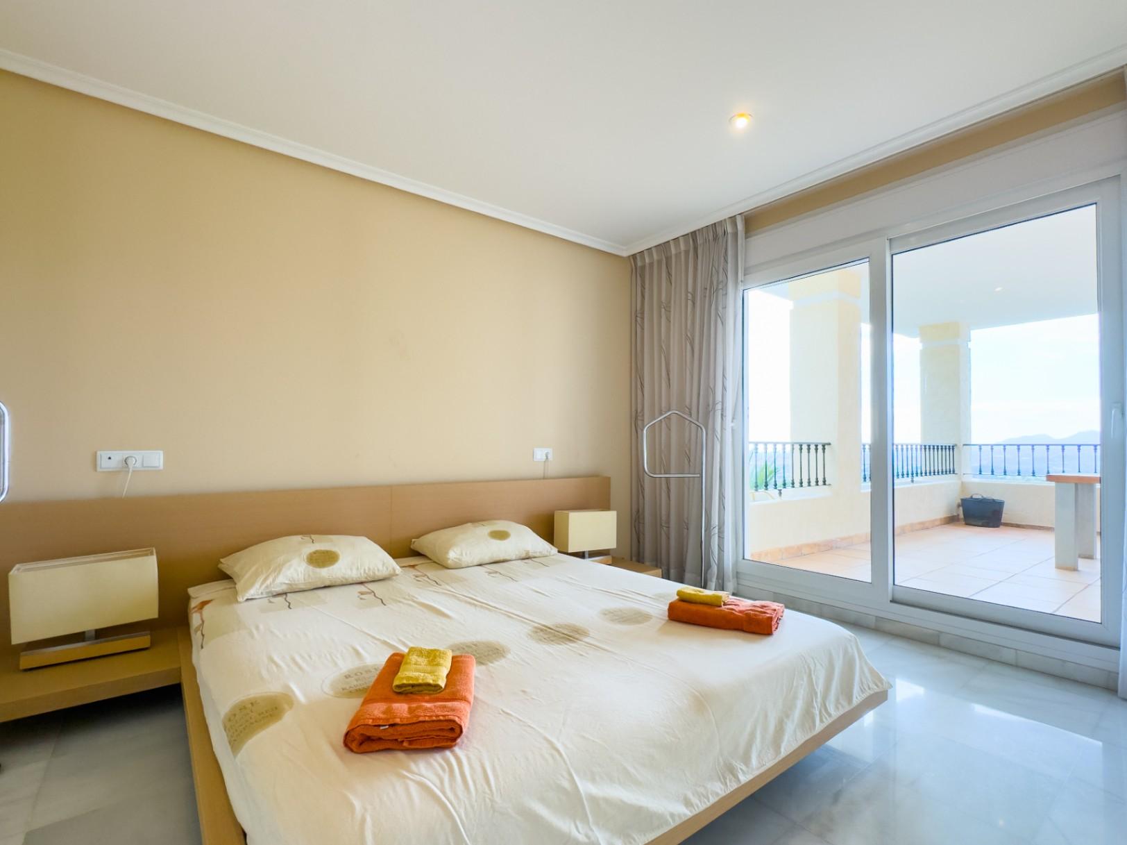 1344DR - Wohnung mit großer Terrasse und Meerblick in Altea Hills