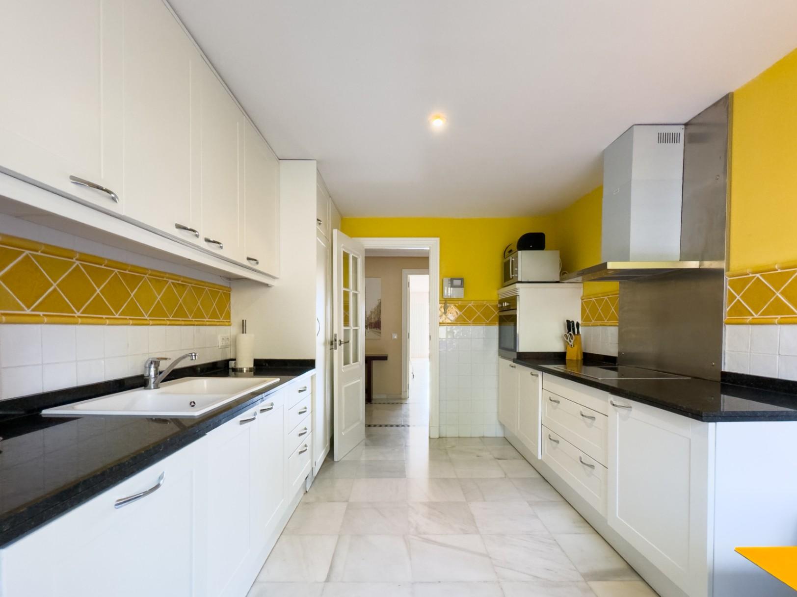 1344DR - Wohnung mit großer Terrasse und Meerblick in Altea Hills