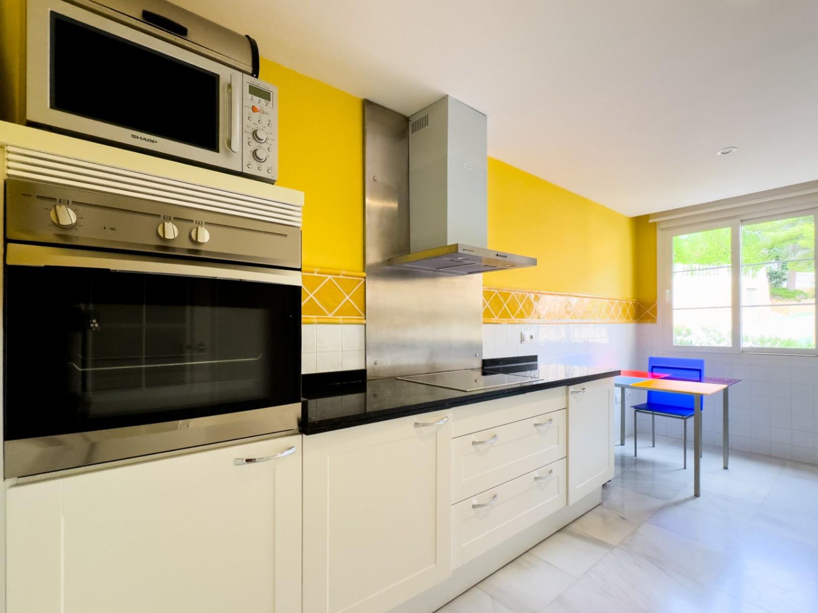 1344DR - Wohnung mit großer Terrasse und Meerblick in Altea Hills