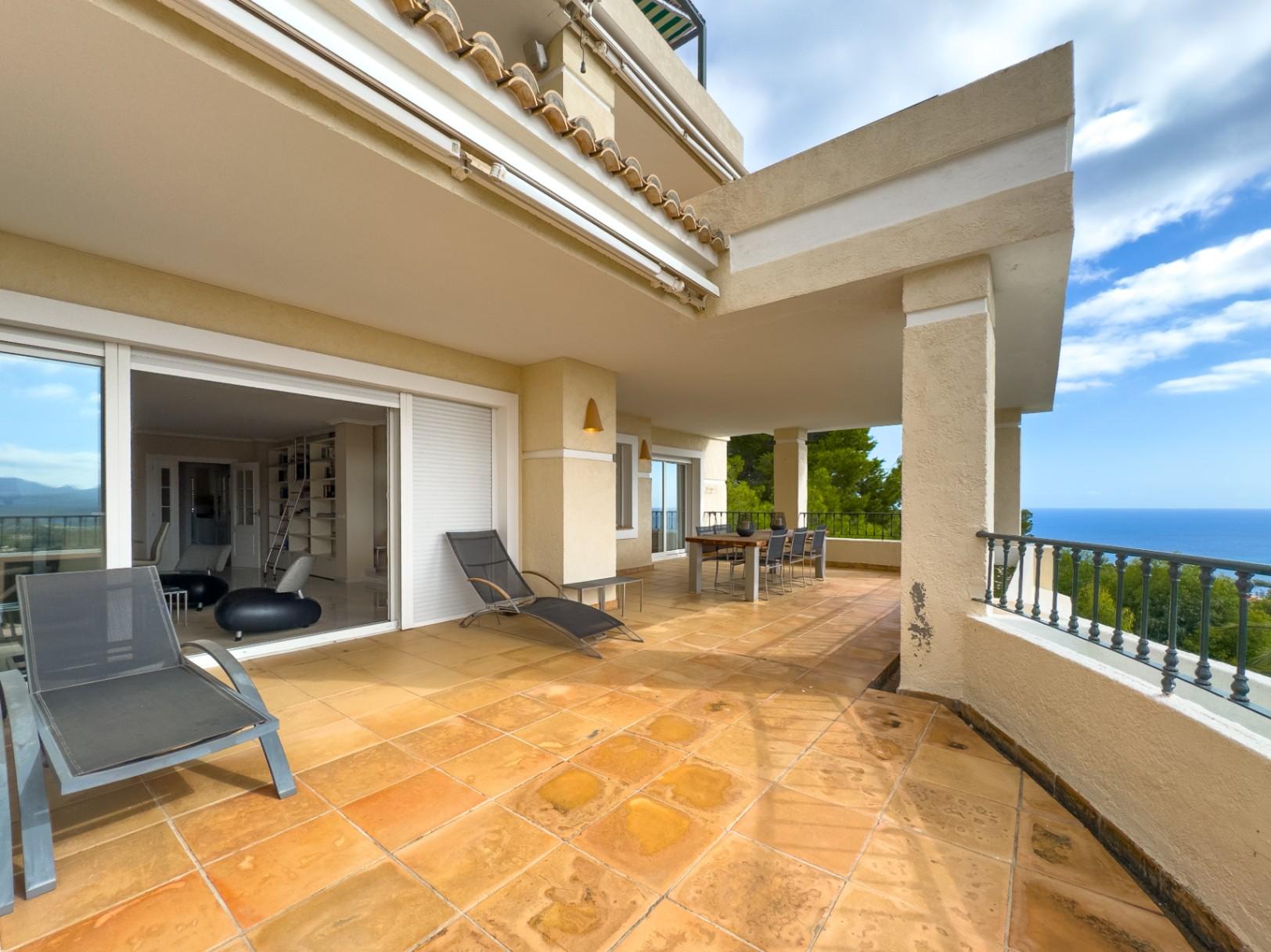 1344DR - Wohnung mit großer Terrasse und Meerblick in Altea Hills