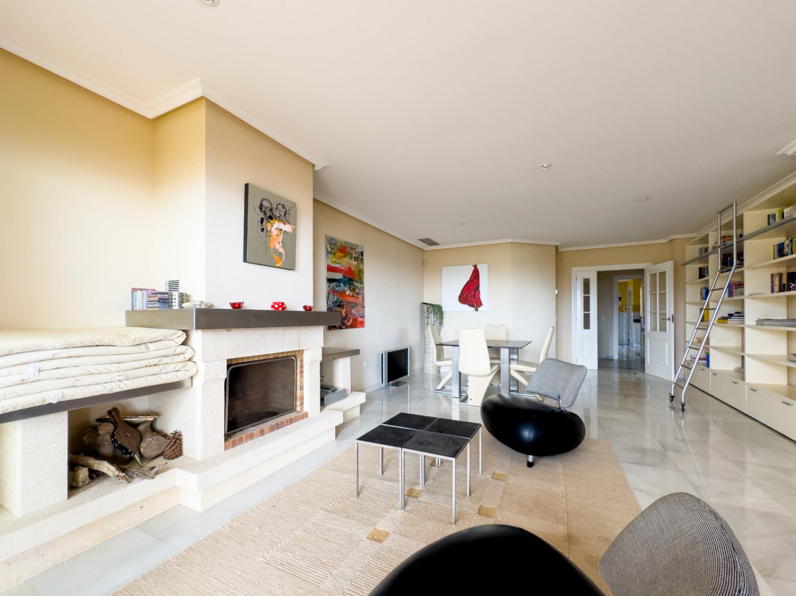 1344DR - Wohnung mit großer Terrasse und Meerblick in Altea Hills