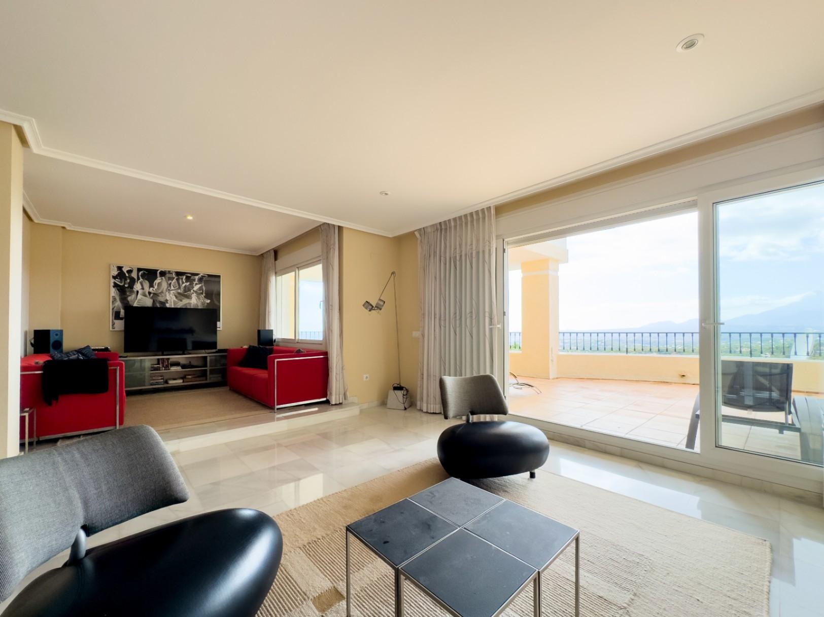 1344DR - Wohnung mit großer Terrasse und Meerblick in Altea Hills