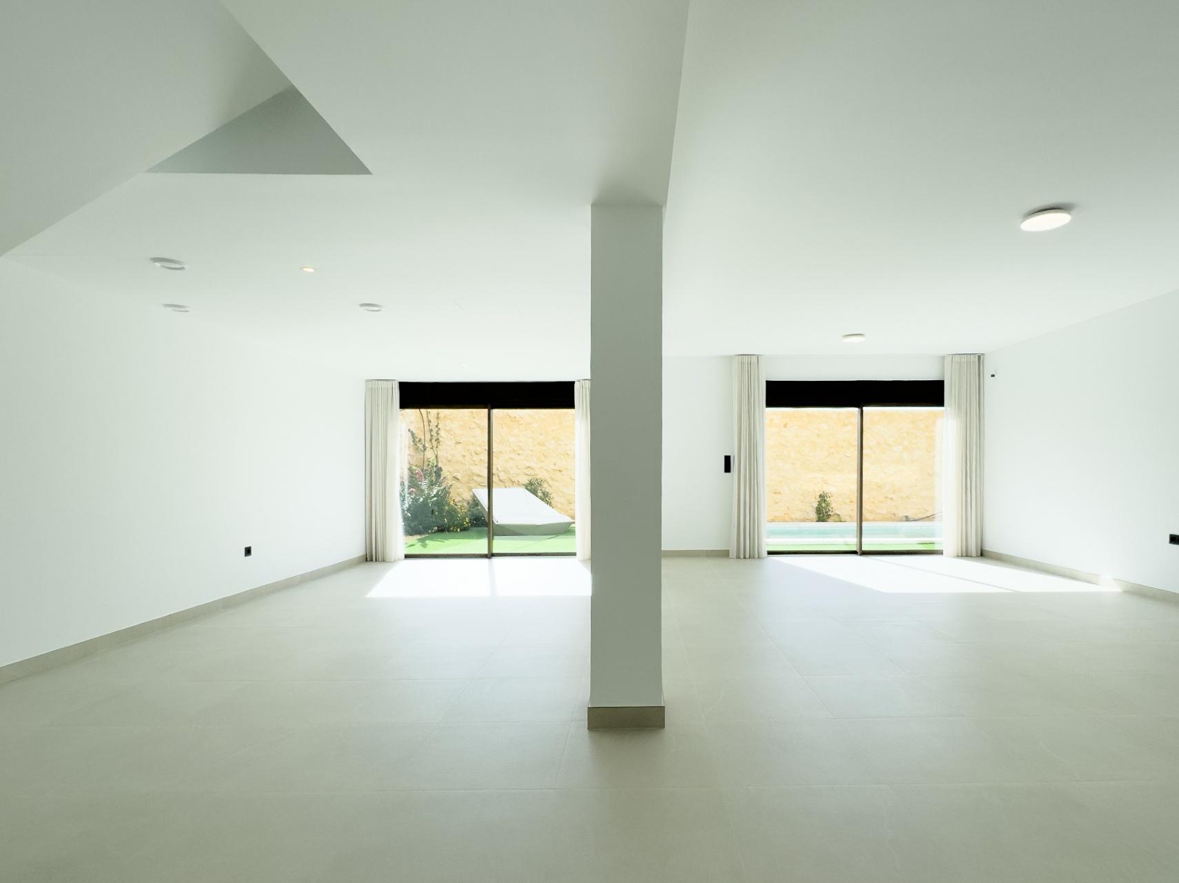 1357DA - Villa Moderna con Vistas al Mar en Finestrat