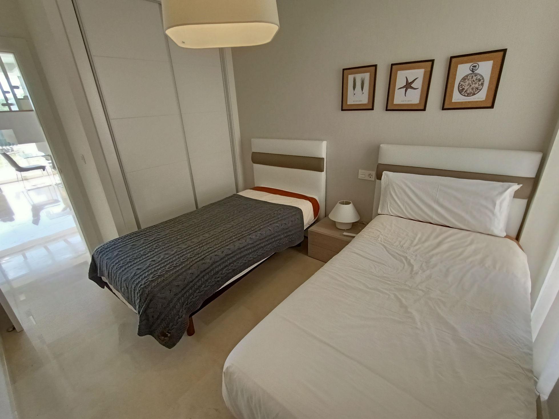 1362NS - Beach house in first line of Villajoyosa with private garden and direct access to Playa Paraíso