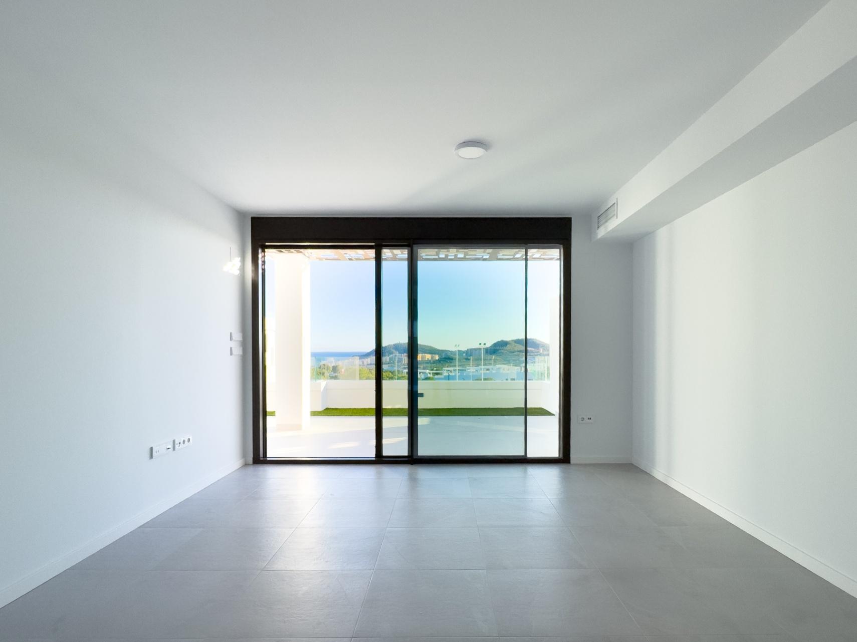 1366DA - Nieuw gebouwde moderne 2 slaapkamer appartement met uitzicht op zee, recent opgeleverd.