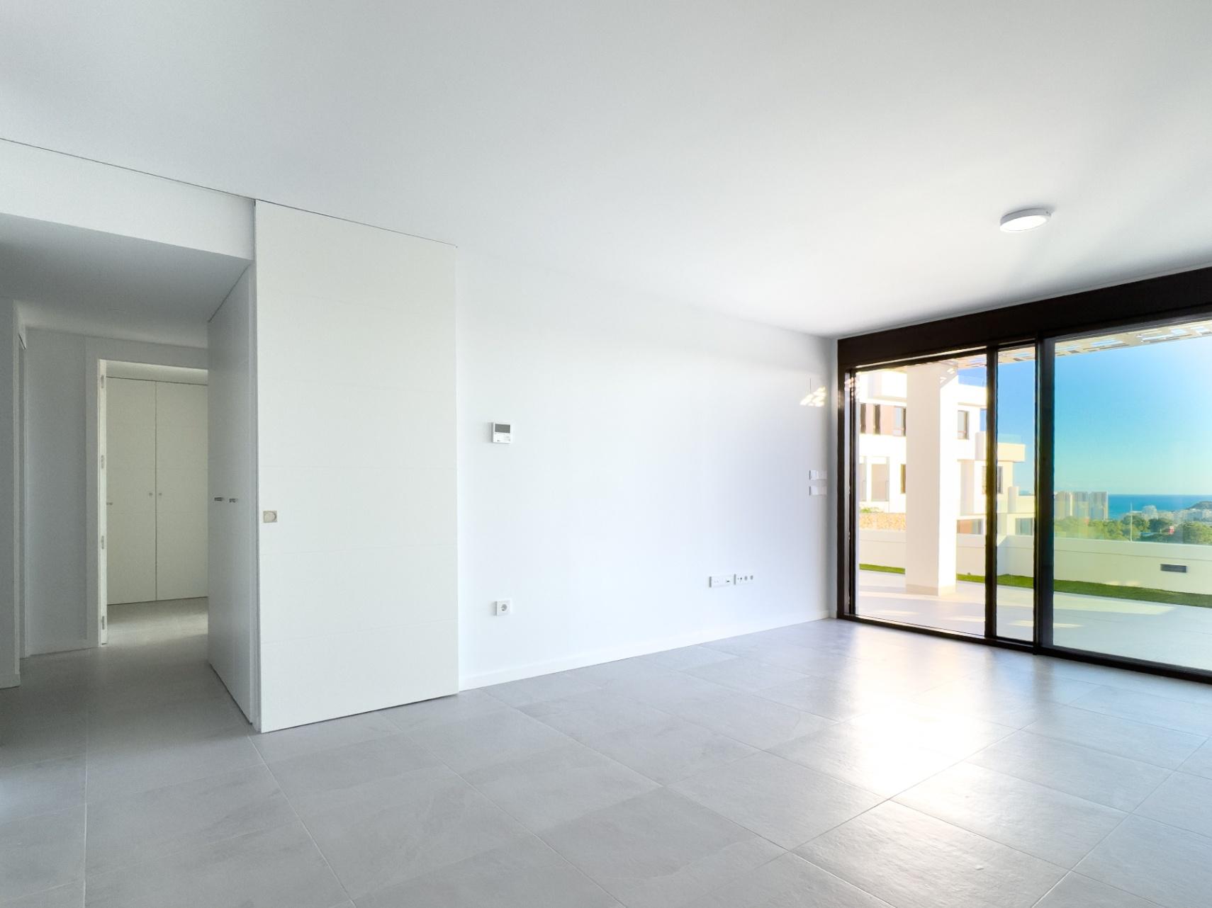 1366DA - Nieuw gebouwde moderne 2 slaapkamer appartement met uitzicht op zee, recent opgeleverd.