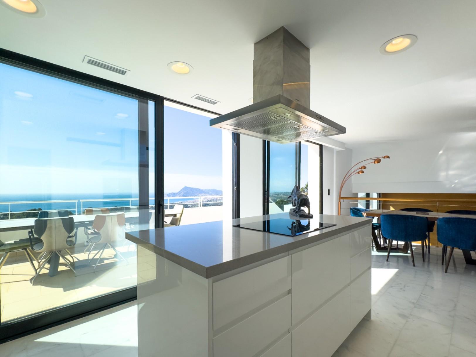 1385NS - Villa de 450 m² avec piscine à débordement et vues panoramiques sur la mer à Sierra de Altea