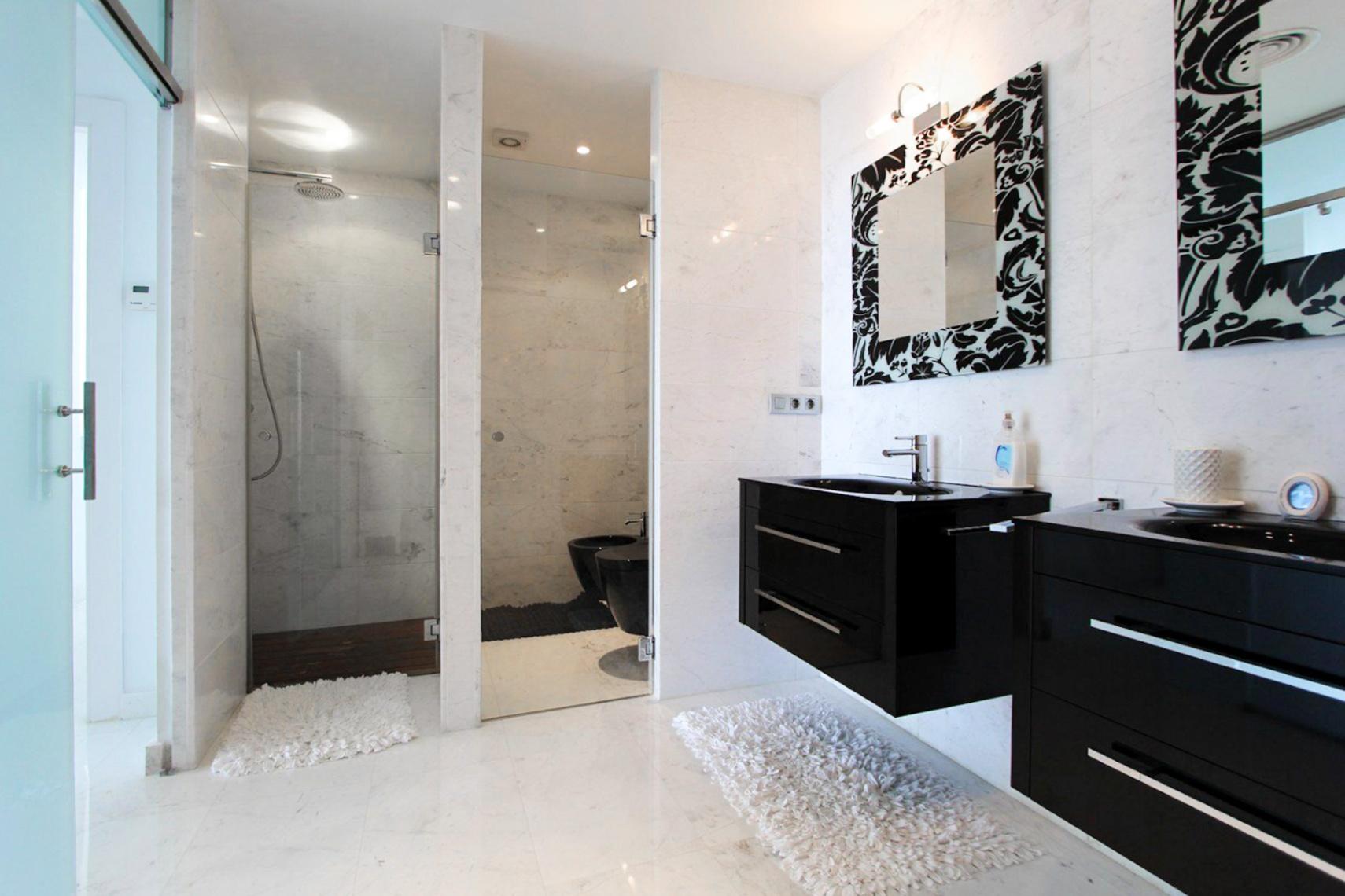 1384NS - Penthouse von 330 m² mit Panoramameerblick und 88 m² Terrasse in Altea Hills