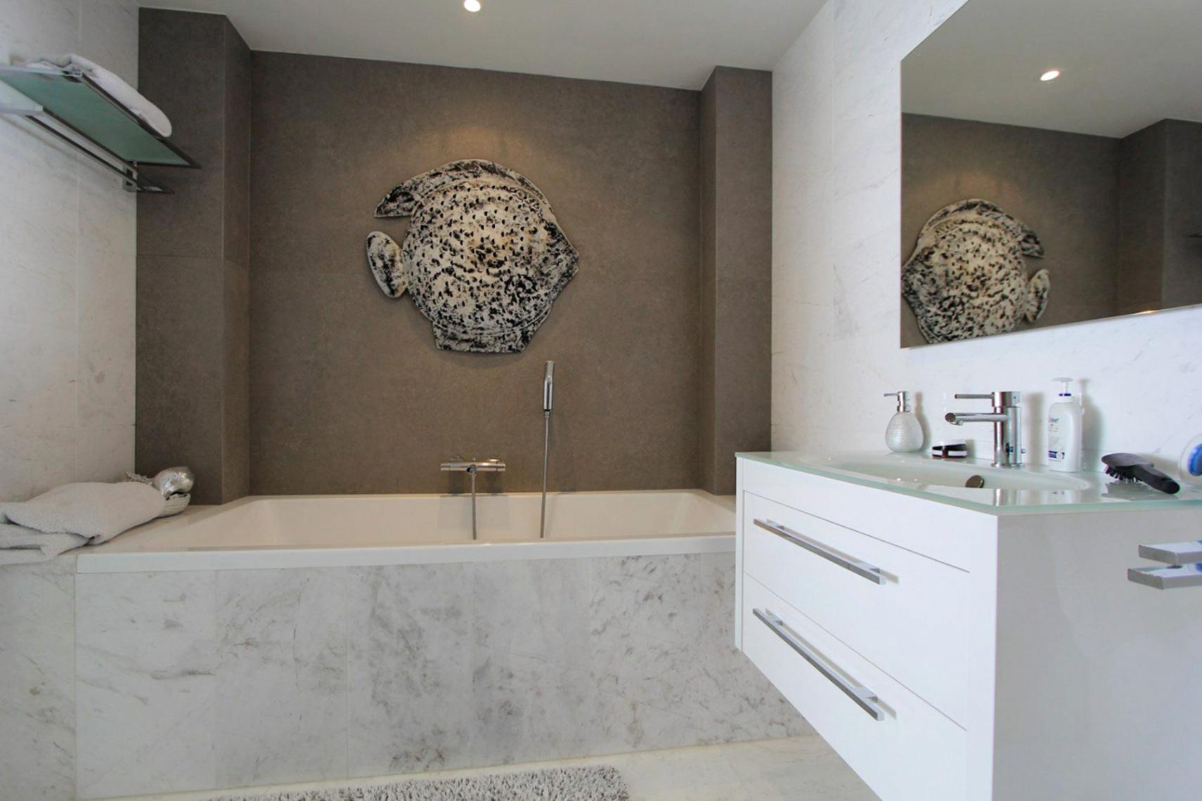 1384NS - Penthouse von 330 m² mit Panoramameerblick und 88 m² Terrasse in Altea Hills