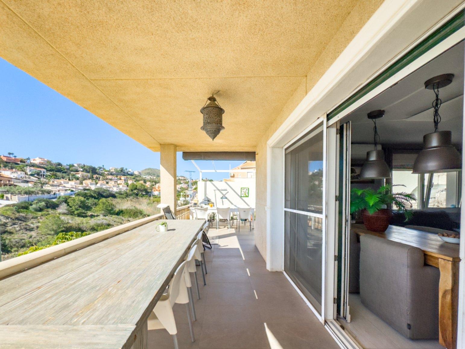 1386DA - Villa Mediterránea con Vistas al Mar, a Poca Distancia de la Playa, en Cala D'or, Campello