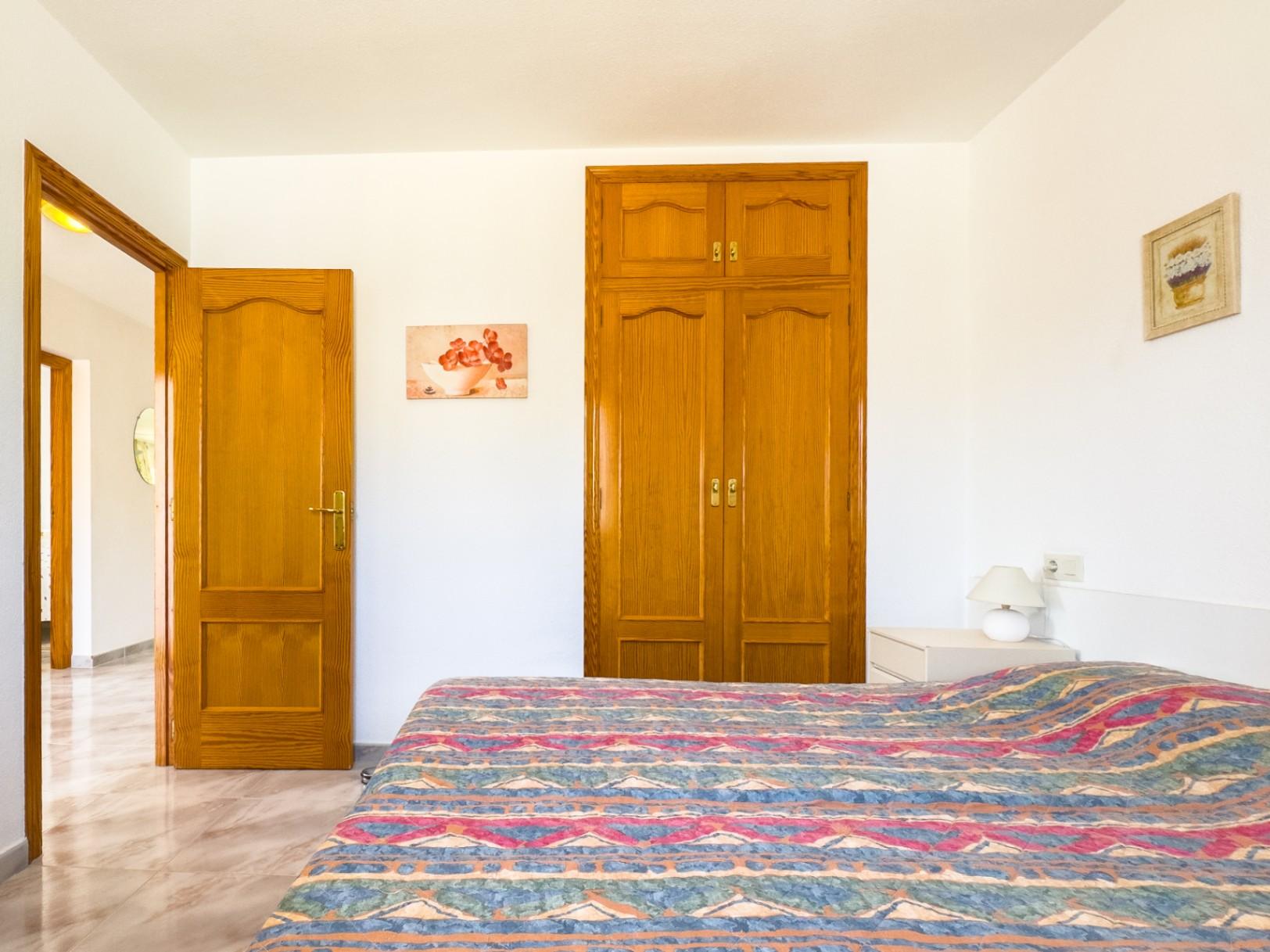 1389DA - Villa de una sola planta con piscina privada en parcela de 750 m² en La Nucía.