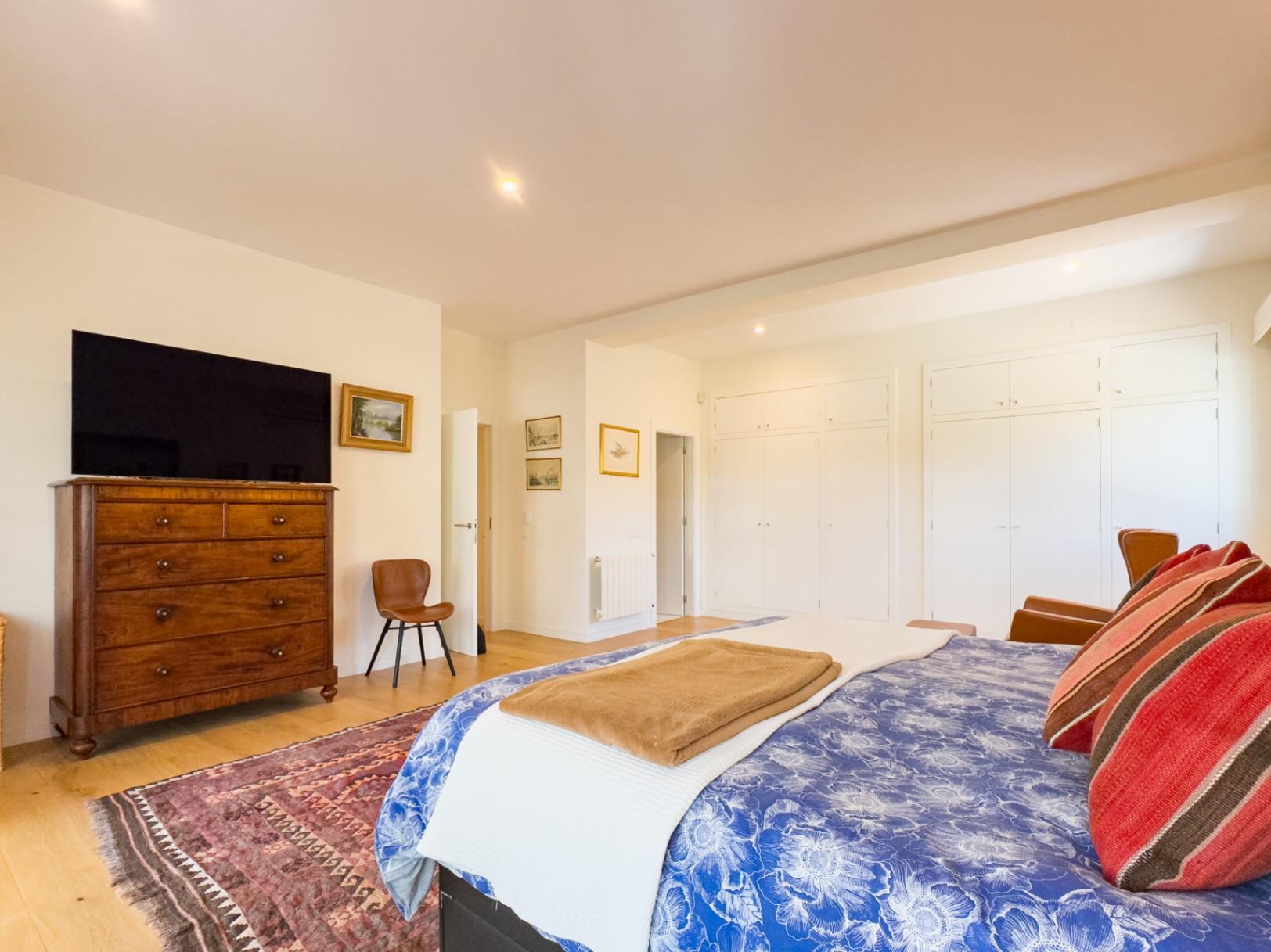 1391DR - Villa entièrement rénovée avec 4 chambres, vue golf, montagne et mer à Altea