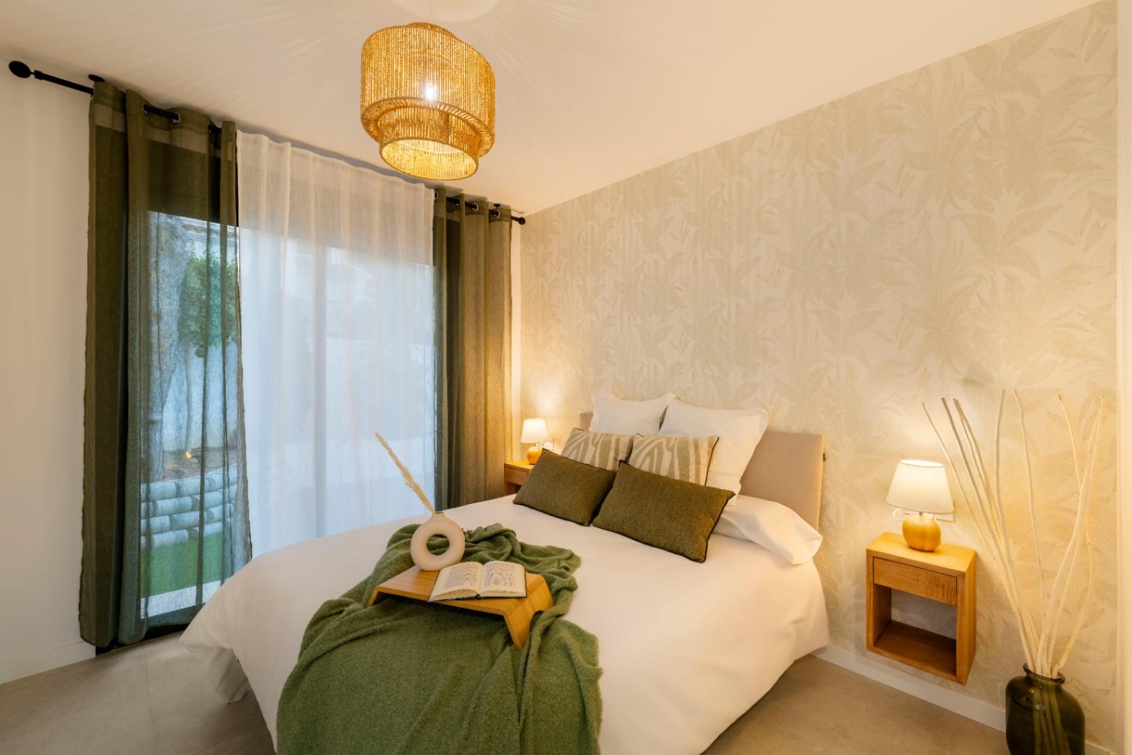 1392NS - Moderne 4-Zimmer-Villa mit privater Waldbewaldung in Altea