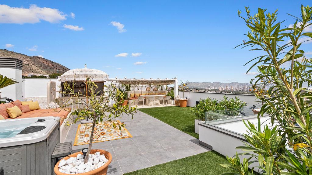 1393NS - Keyready: Exclusives modernes Penthouse im mediterranen Stil mit panoramicem Meerblick in Finestrat