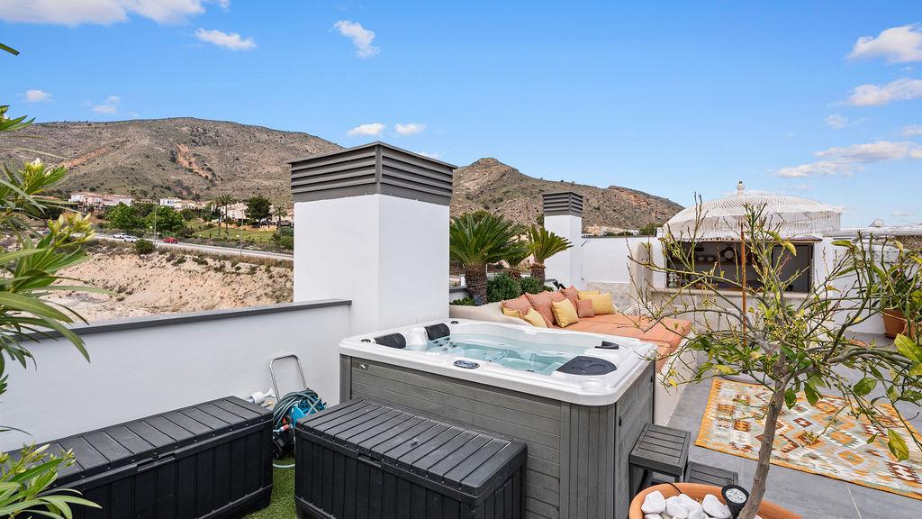 1393NS - Keyready: Exclusives modernes Penthouse im mediterranen Stil mit panoramicem Meerblick in Finestrat