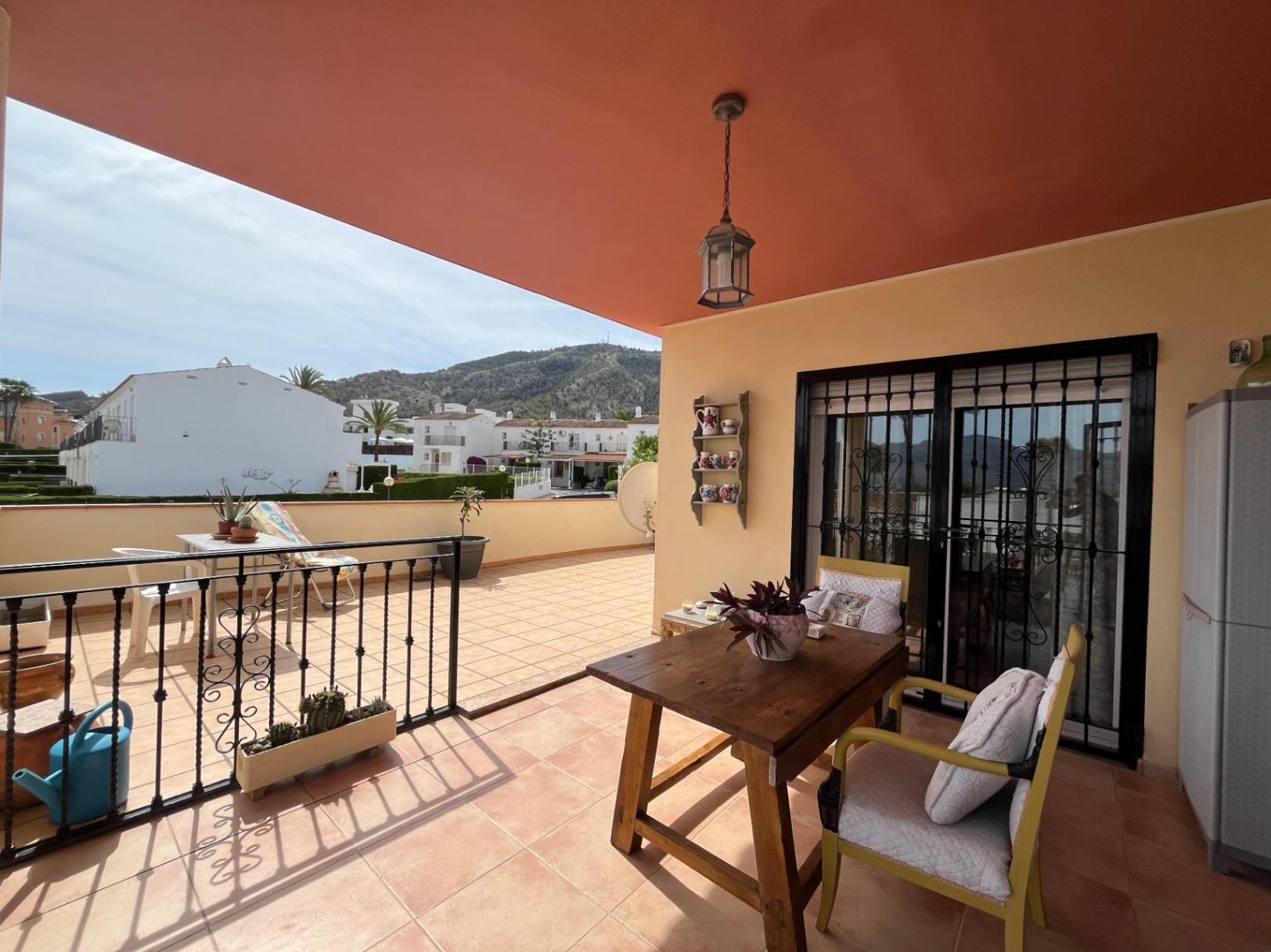 1395NS - Classic villa with independent guest floor in Albir