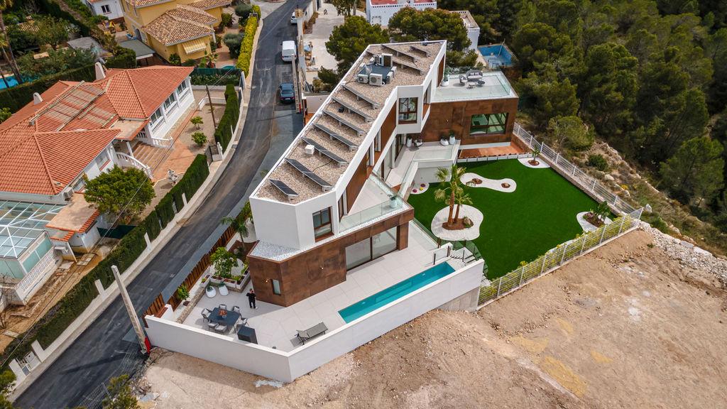 1399DA - Zeitgenössische Luxusvilla mit Panoramablick auf das Meer und die Berge in Benidorm