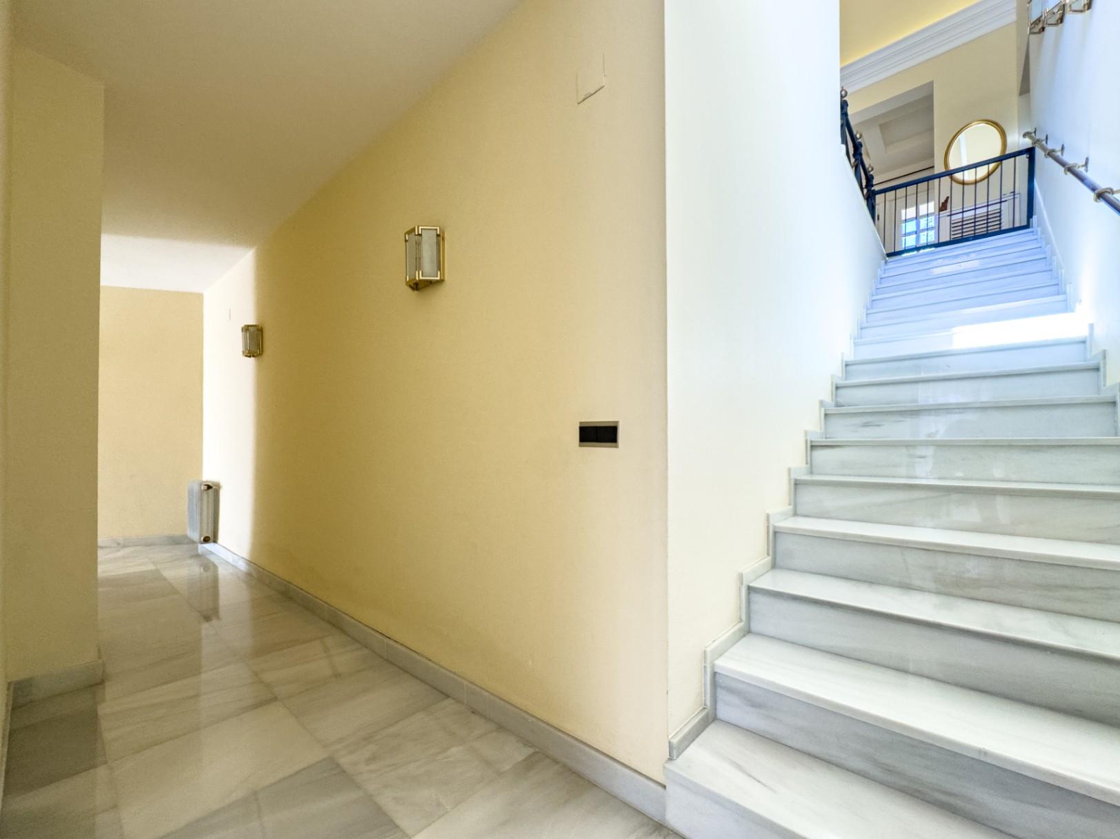 1404DR - Villa avec vues panoramiques dans un emplacement superbe près du parcours de golf d'Altea.