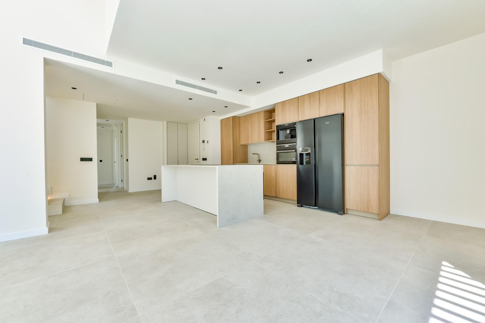 1409DA - Villas modernas listas para habitar con amplios interiores y jardines paisajísticos.