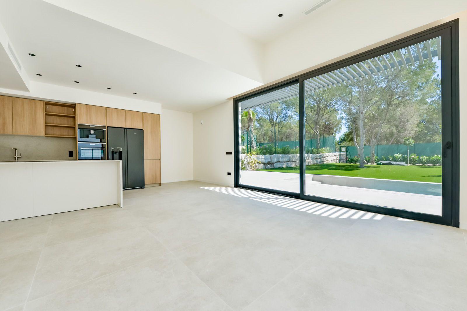 1409DA - Villas modernas listas para habitar con amplios interiores y jardines paisajísticos.